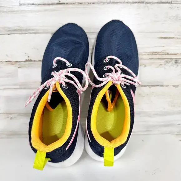 Nike Shoes Youth Size 5.5 Roshe Run Midnight Navy Pink Glow Running Sneakers - Picture 6 of 7